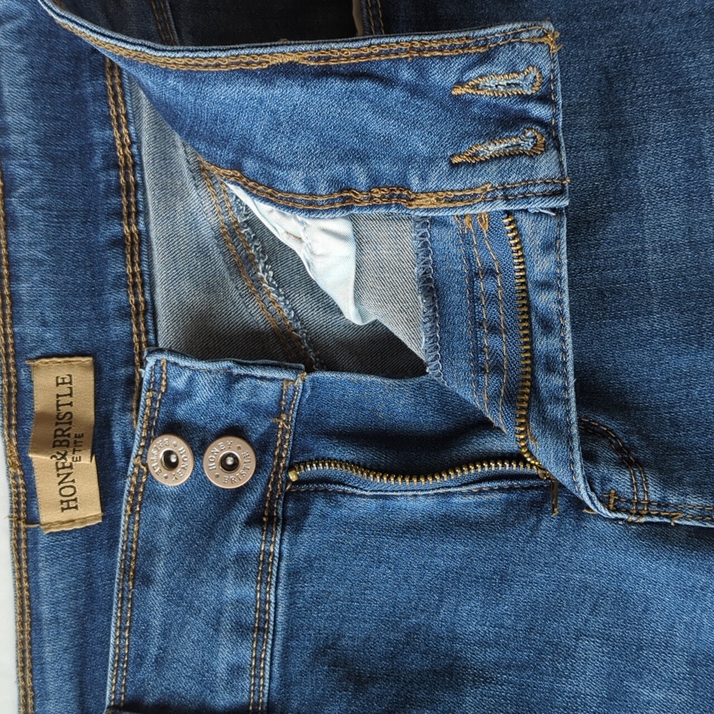 Honey & Bristle Distressed Frayed Hem Capri Jeans 10P Blue - Picture 5 of 15